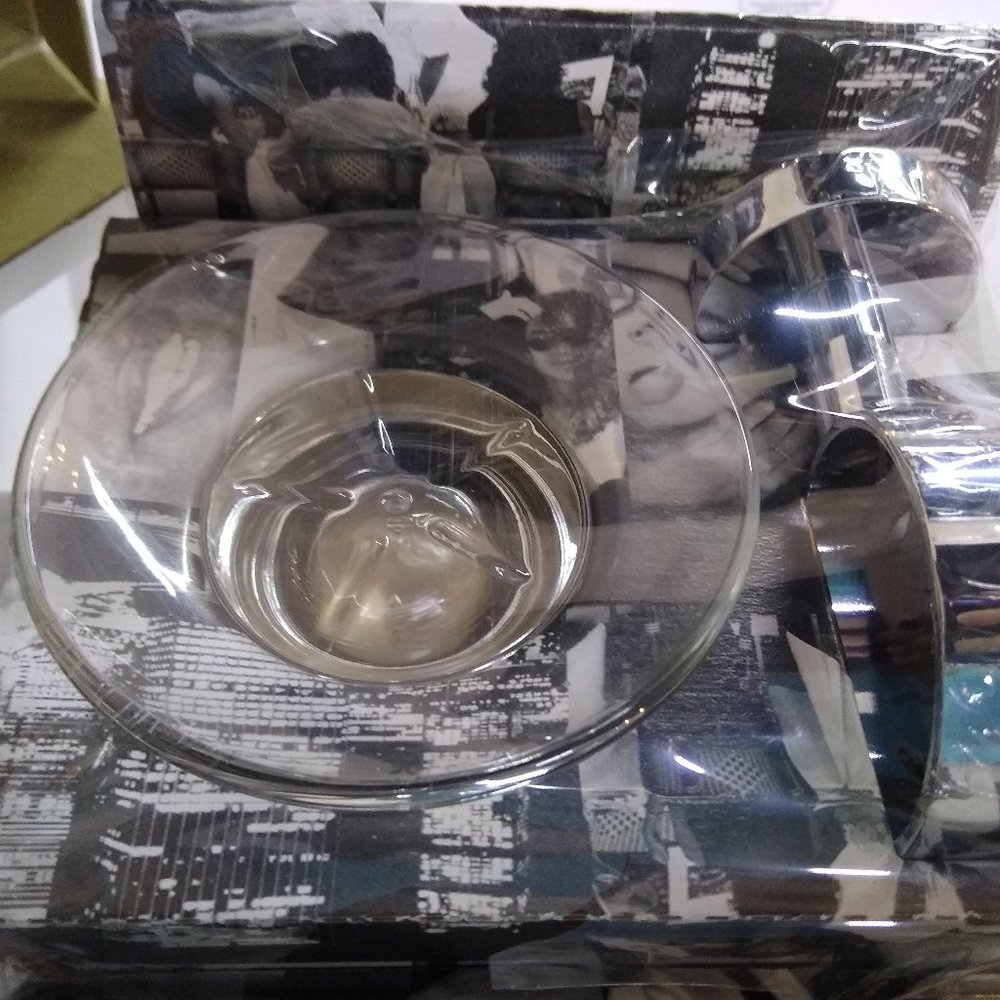 :USE 1262.01 Soap Dish Chrome